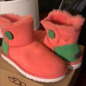 Womens UGG Australia PINK & GREEN MINI BAILEY